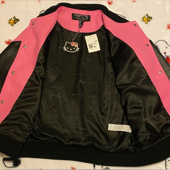 FOREVER 21 | Hello Kitty & Friends Varsity Jacket - Picture 5 of 6
